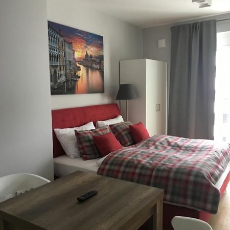 Premium Apartment Muenchen Messe Buitenkant foto