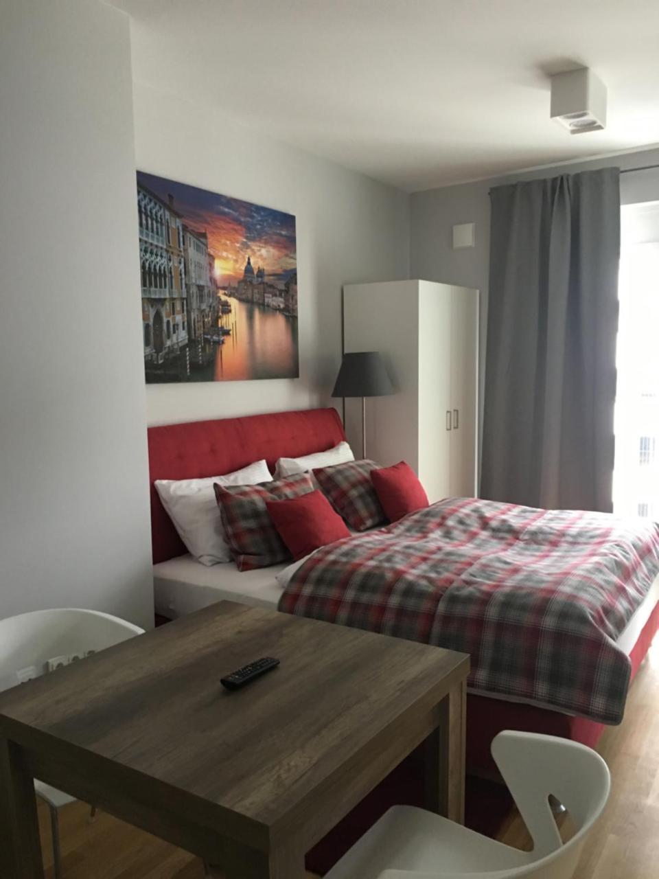 Premium Apartment Muenchen Messe Buitenkant foto
