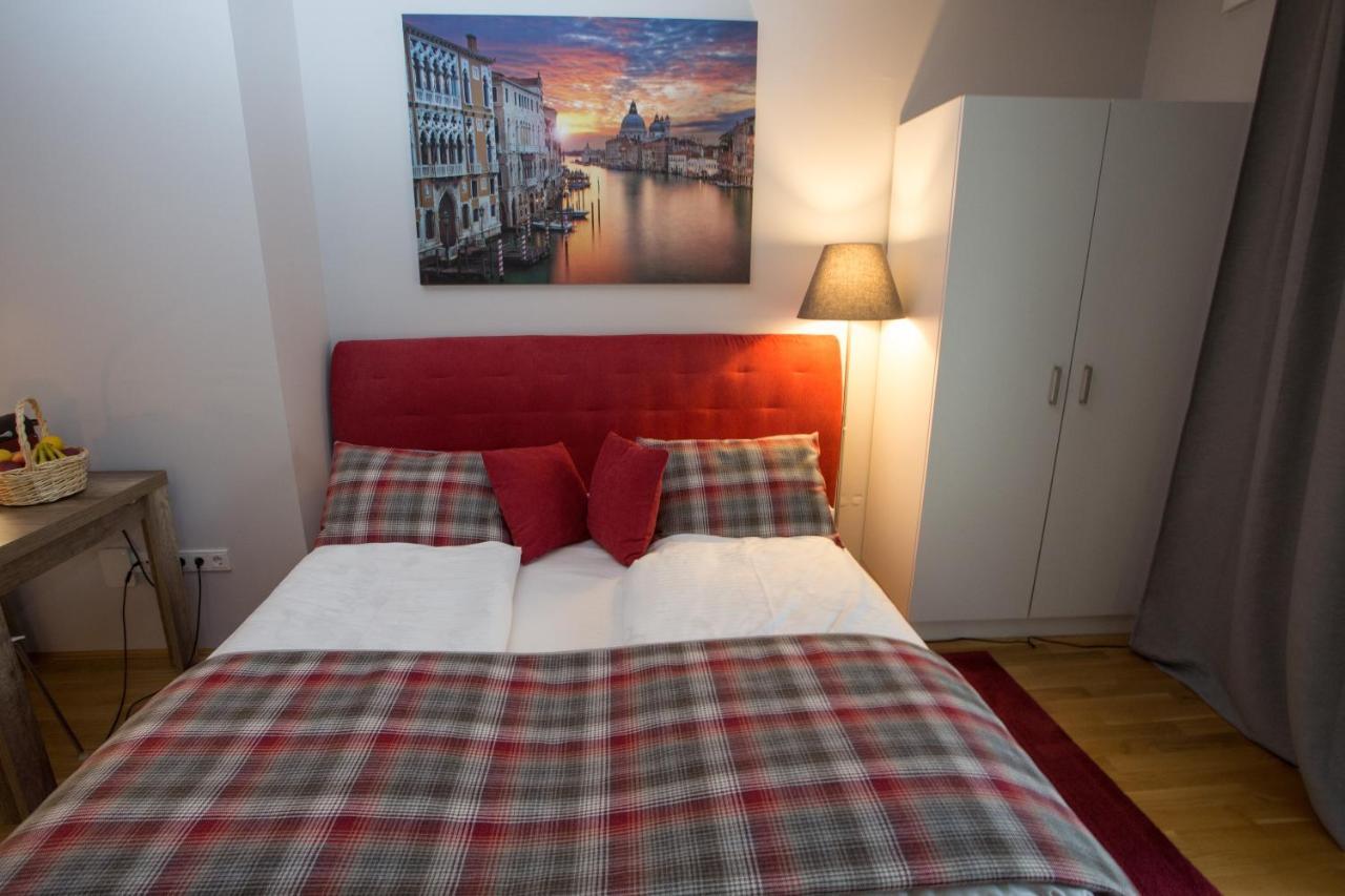 Premium Apartment Muenchen Messe Buitenkant foto